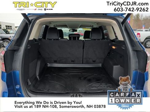 Used 2017 Ford Escape Titanium image 28