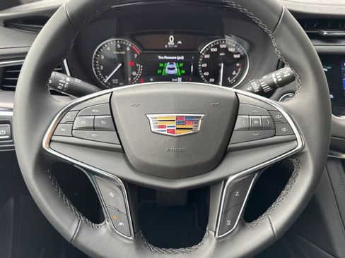 New 2026 Cadillac XT5 Luxury w/ LPO, Floor Liner Package image 23