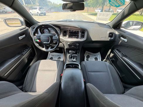 Used 2019 Dodge Charger SXT AWD/4WD image 14