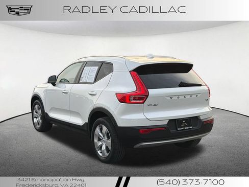 Used 2021 Volvo XC40 T5 Momentum AWD/4WD image 18