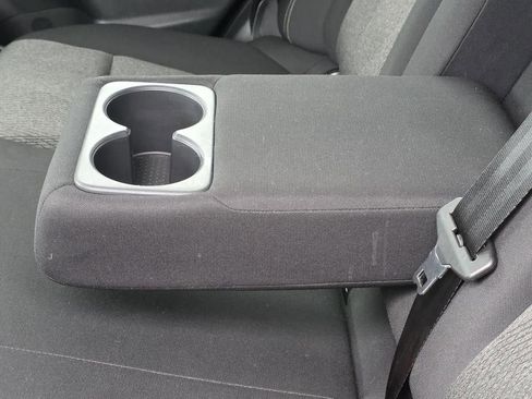 Used 2024 Nissan Rogue SV FWD image 23