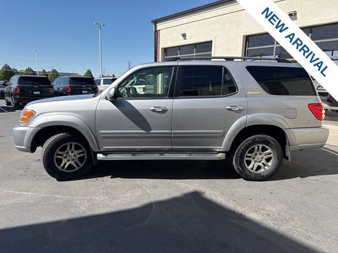 Used 2004 Toyota Sequoia Limited AWD/4WD image 3