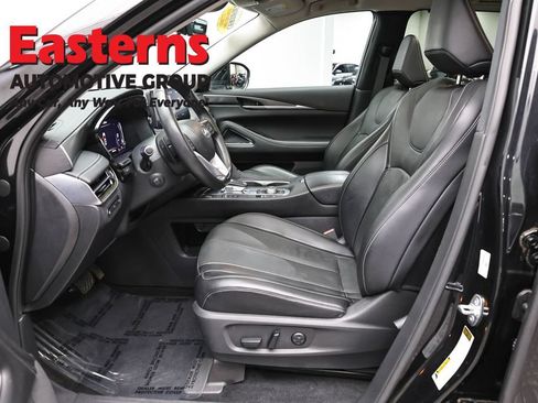 Used 2022 INFINITI QX60 Luxe w/ Vision Package AWD/4WD image 14