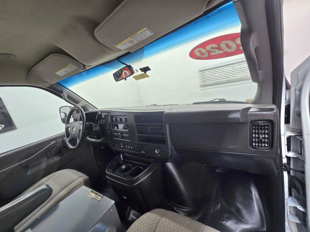 Used 2020 Chevrolet Express 2500 w/ Driver Convenience Package RWD image 20