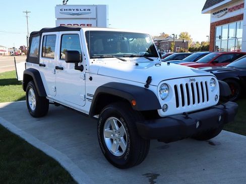Used 2017 Jeep Wrangler Unlimited Sport w/ Quick Order Package 24S image 3