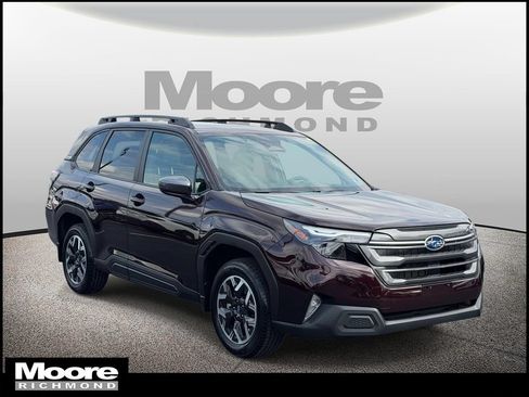 Certified 2026 Subaru Forester Premium AWD/4WD image 1