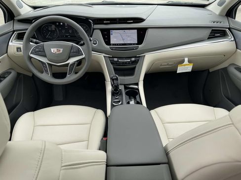 New 2026 Cadillac XT5 Premium Luxury w/ Driver Assist Package AWD/4WD image 16