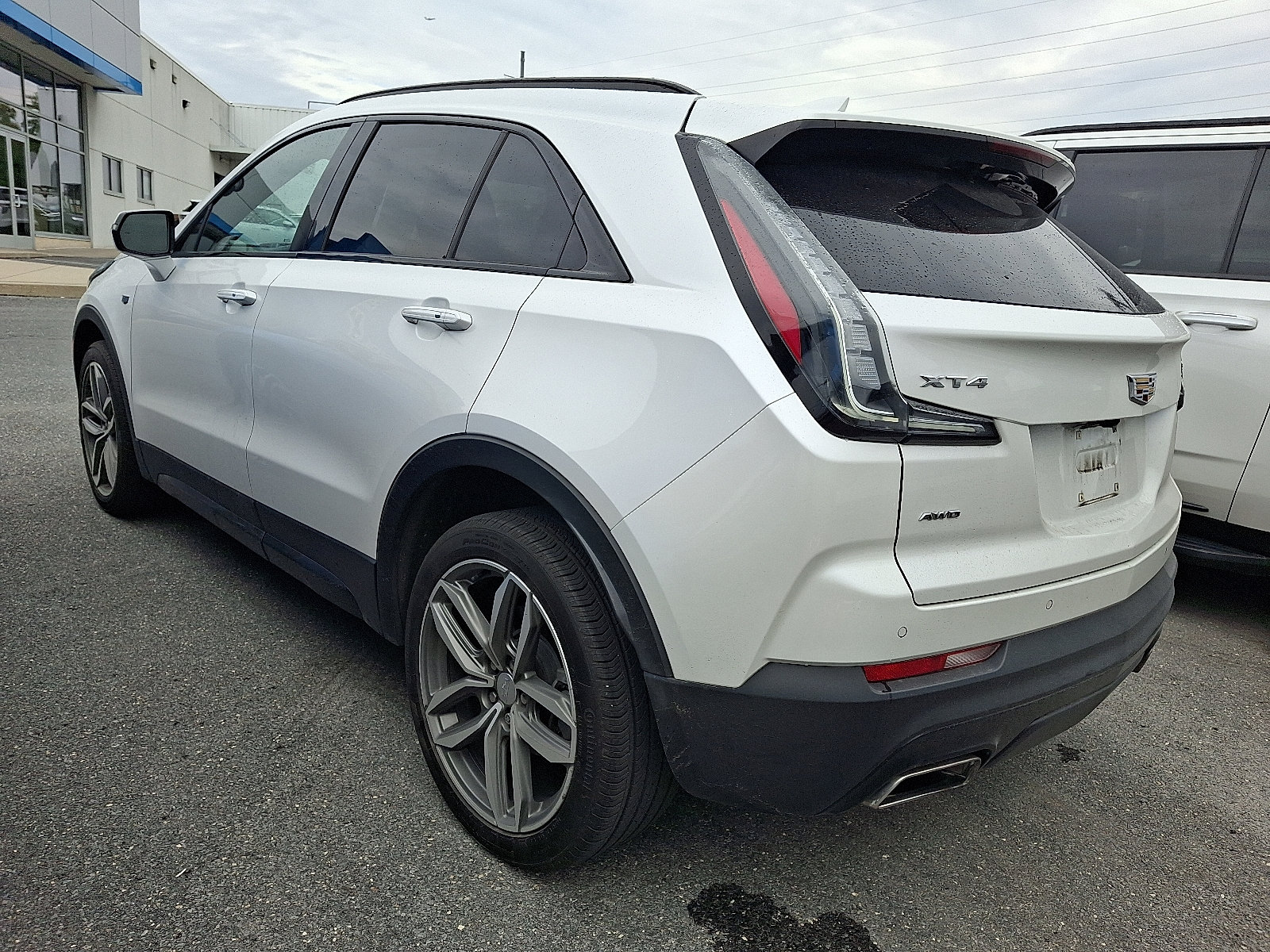 Certified 2023 Cadillac XT4 Sport AWD/4WD image 4