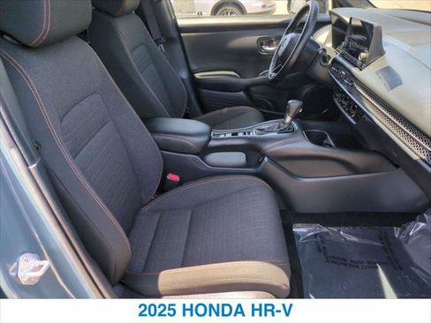 Used 2025 Honda HR-V Sport image 25
