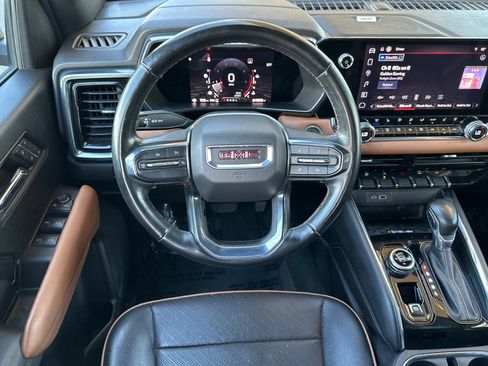 Certified 2023 GMC Canyon AT4 w/ AT4 Premium Package AWD/4WD image 15