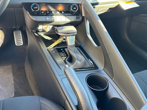 New 2026 Hyundai Elantra Sport image 30