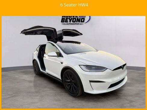 Used 2023 Tesla Model X image 6