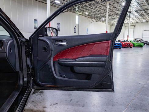 Used 2020 Dodge Charger Scat Pack RWD image 28