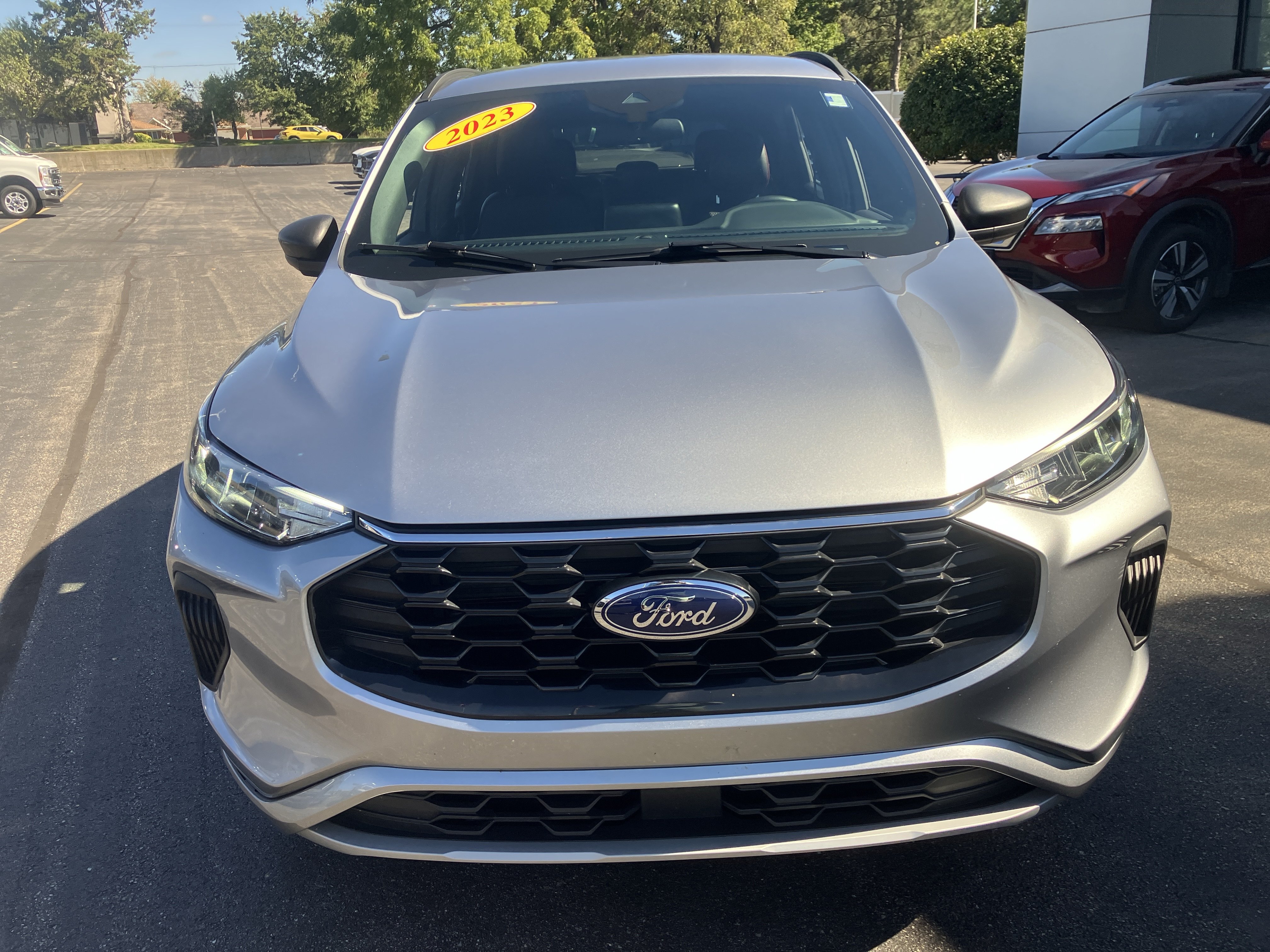 Used 2023 Ford Escape ST-Line AWD/4WD image 2