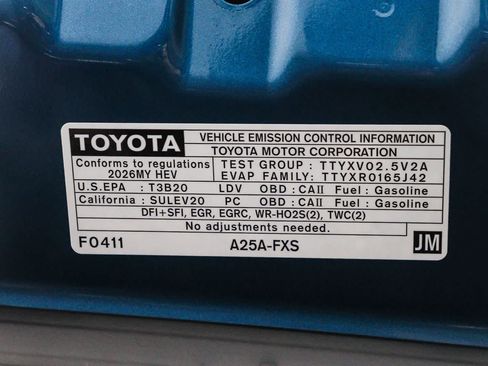 Used 2026 Toyota Camry LE FWD image 28