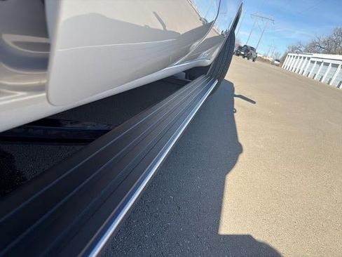 Used 2023 GMC Sierra 1500 Denali Ultimate image 21