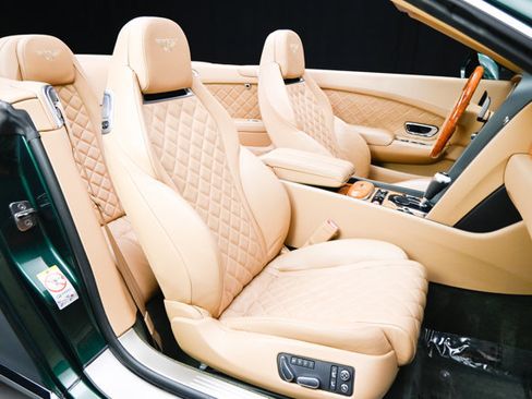 Used 2017 Bentley Continental GT image 73