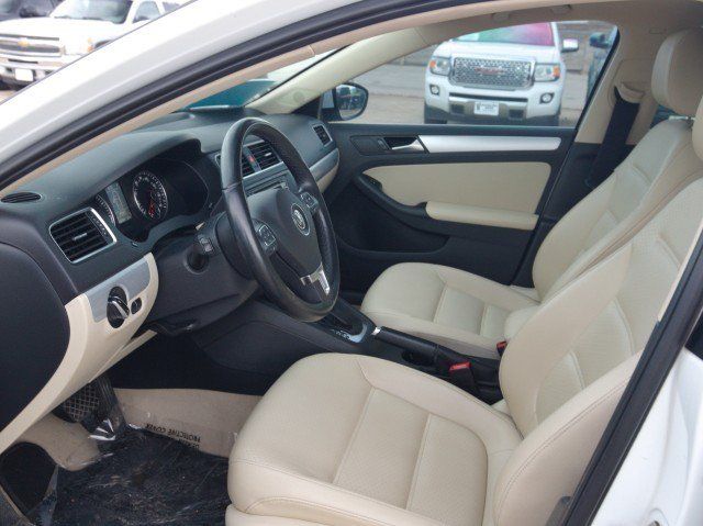 Used 2013 Volkswagen Jetta SEL FWD image 14