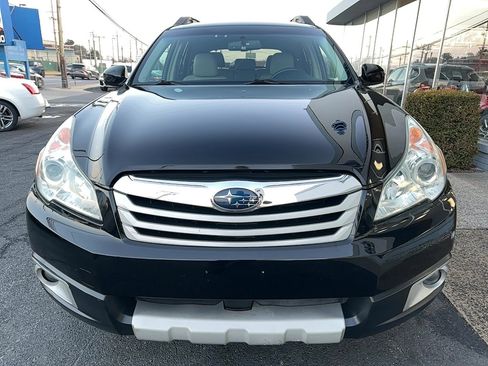 Used 2010 Subaru Outback 2.5i Limited w/ Popular Equipment Group 1B image 29