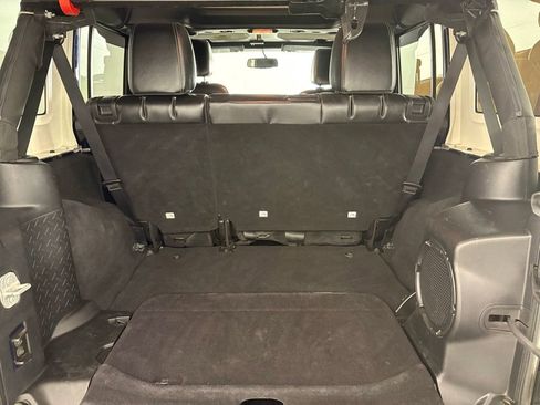 Used 2013 Jeep Wrangler Unlimited Sahara w/ Dual Top Group AWD/4WD image 21