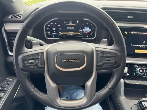 Used 2023 GMC Sierra 1500 Denali AWD/4WD image 10