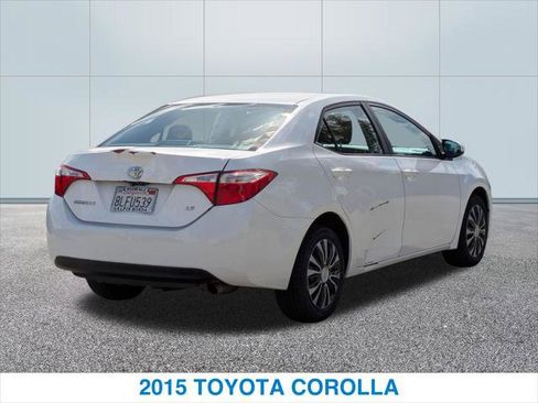 Used 2015 Toyota Corolla LE FWD image 7