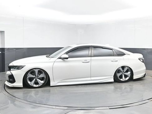 Used 2019 Honda Accord Sport image 6