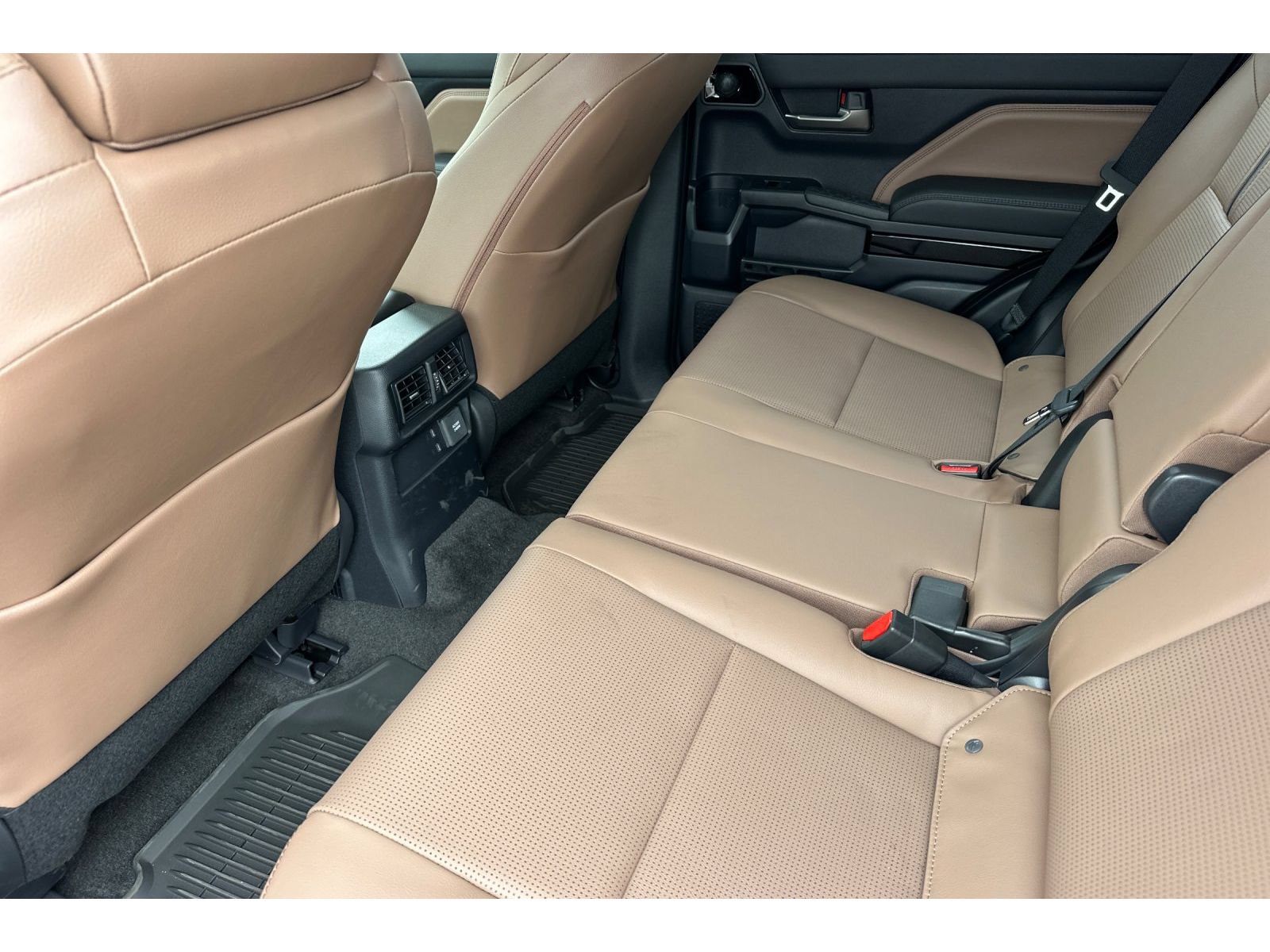 New 2026 Toyota 4Runner Limited AWD/4WD image 13