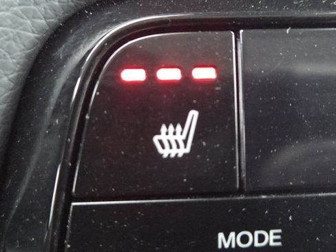 Used 2023 Honda Pilot EX-L image 4