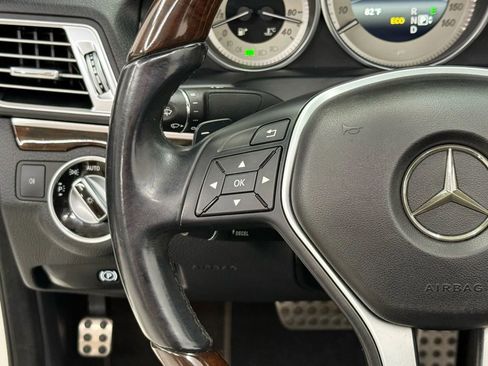Used 2014 Mercedes-Benz E 550 Cabriolet image 24