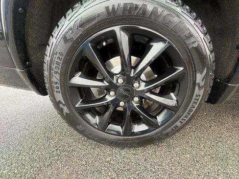 Used 2017 Dodge Durango GT w/ Premium Group image 36