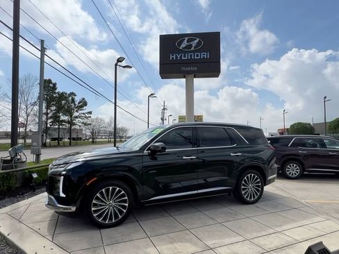 Used 2023 Hyundai Palisade Calligraphy image 6