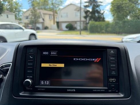 Used 2019 Dodge Grand Caravan SE w/ UConnect Hands-Free Group image 37