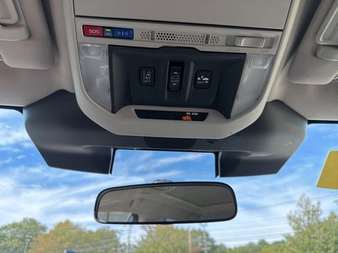 Used 2023 Subaru Forester Limited image 46