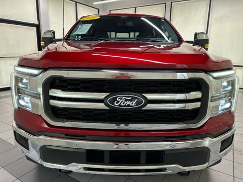 Used 2025 Ford F150 Lariat w/ Equipment Group 502A High AWD/4WD image 14