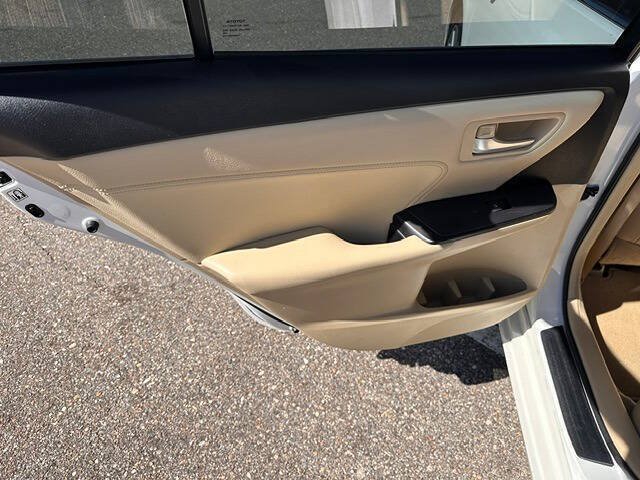 Used 2016 Toyota Camry XLE FWD image 20