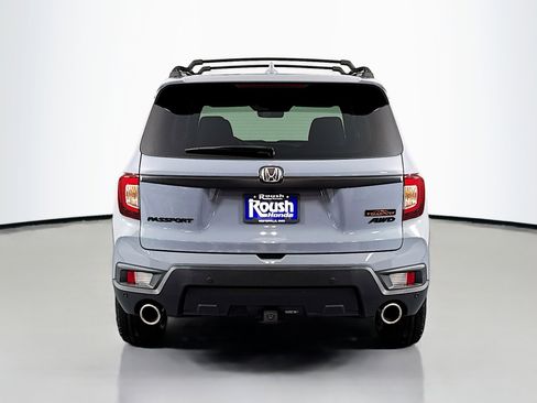 Certified 2022 Honda Passport TrailSport image 6