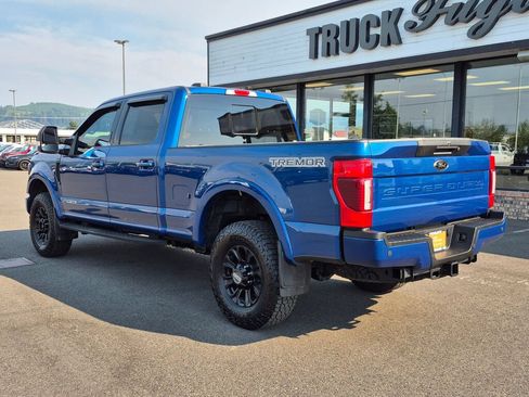 Certified 2022 Ford F350 Lariat w/ Tremor Off-Road Package AWD/4WD image 8