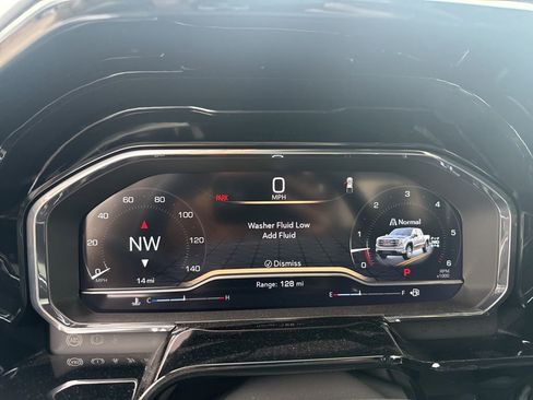 Used 2025 GMC Sierra 1500 SLT w/ SLT Convenience Package image 7