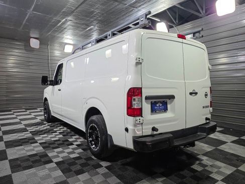 Used 2018 Nissan NV 2500 SV w/ Navigation Package image 7