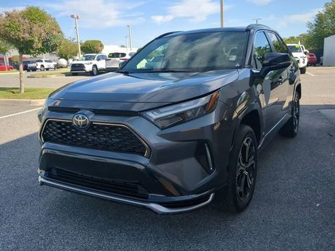 Certified 2025 Toyota RAV4 XSE w/ Weather Package AWD/4WD image 8