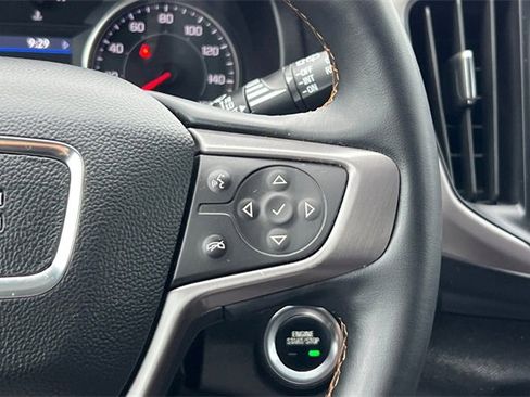 Used 2024 GMC Terrain AT4 image 31