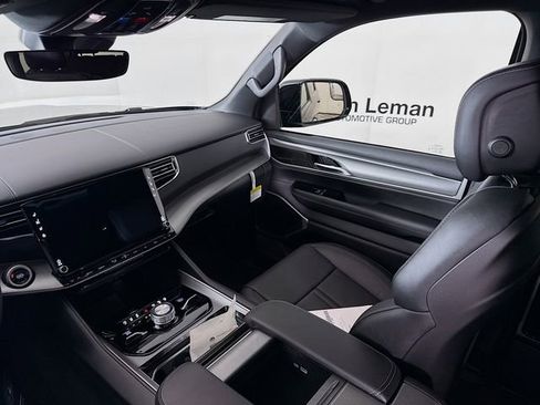 New 2026 Jeep Grand Wagoneer Limited AWD/4WD image 22