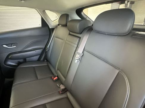 Used 2026 Hyundai Kona SEL Premium FWD image 21
