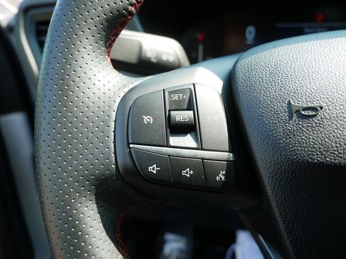 Used 2025 Ford Escape ST-Line AWD/4WD image 28