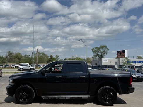 Used 2014 RAM 1500 Express w/ Black Ram 1500 Express Group image 5