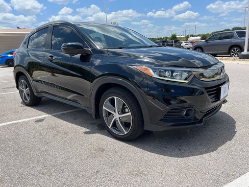 Used 2022 Honda HR-V EX image 3