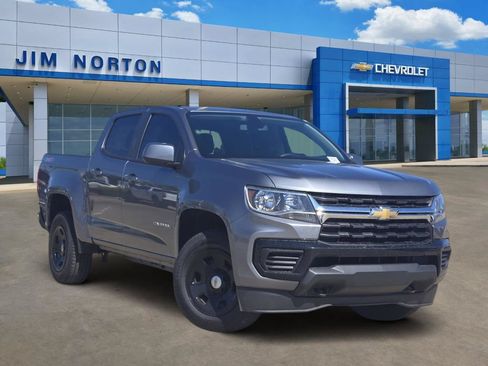 Used 2022 Chevrolet Colorado W/T AWD/4WD image 1