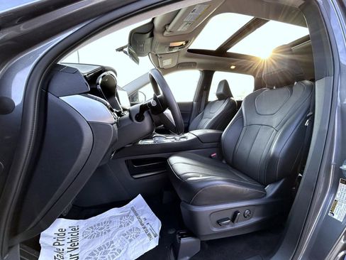 Used 2025 INFINITI QX60 Pure w/ Cargo Package image 10