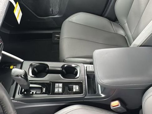 New 2026 Subaru Outback Limited image 34